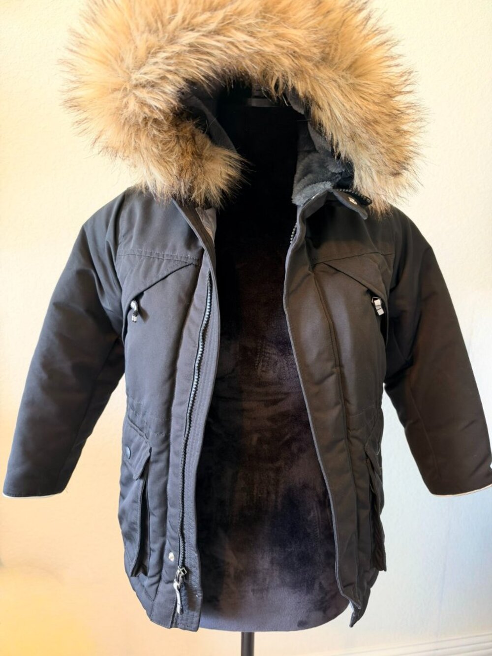 Gap Kids Boys Black Heavyweight Faux Fur Hood Coat - S 6/7
